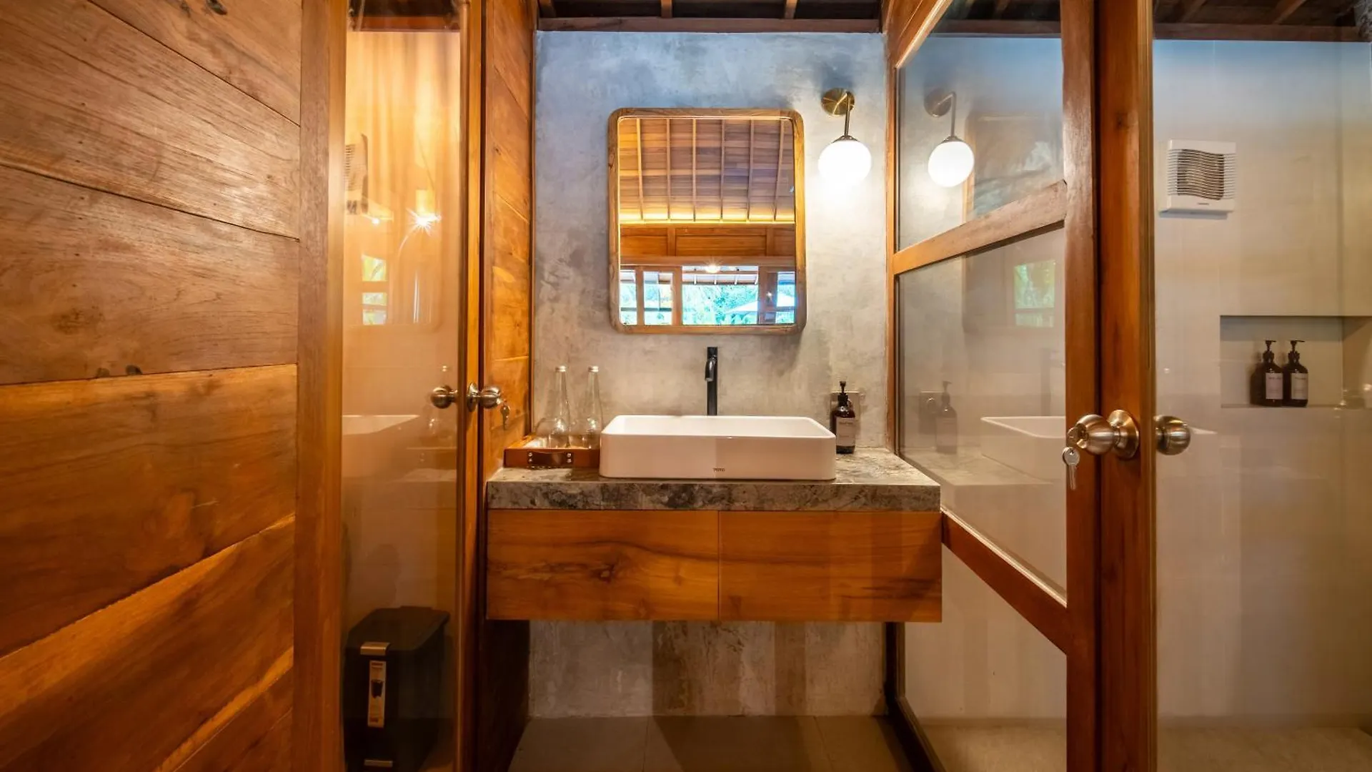 Kayu Haven - Calm And Luxurious Villa Ubud  0*, Ubud (Bali)