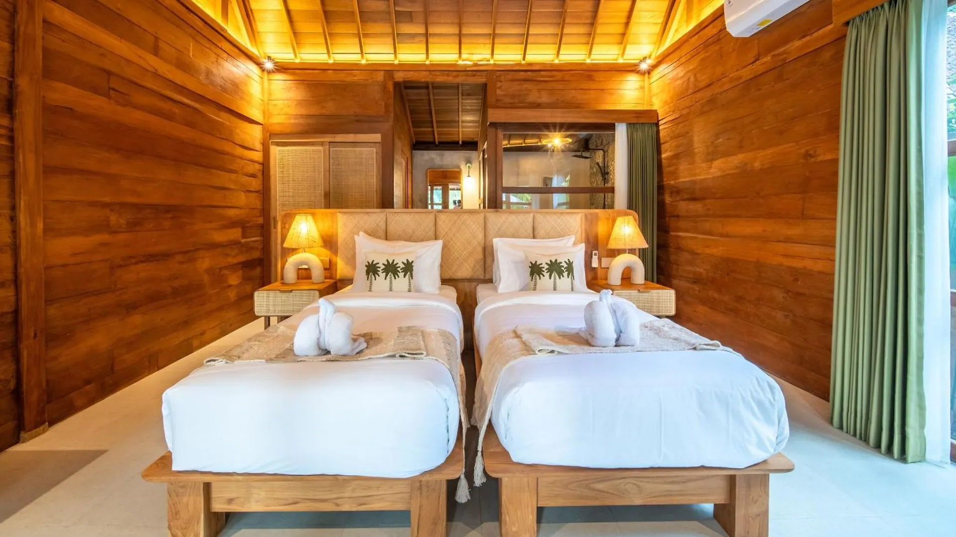 Kayu Haven - Calm And Luxurious Villa Ubud  Ubud (Bali)